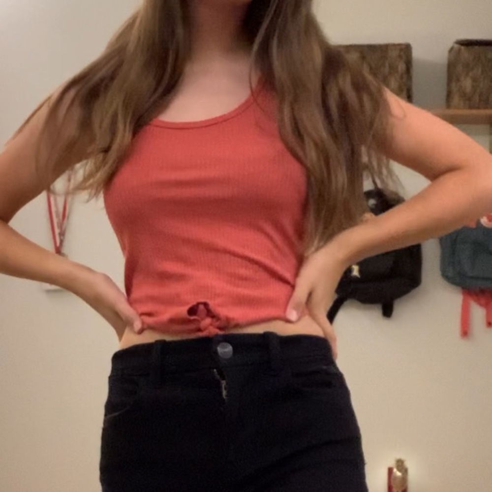 Cropped aerie knot tank top